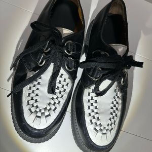 Vintage 1990s GBX Mens Black and white Leather Buckle size 10M Rockabilly